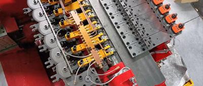 멀티 스테이션 콜드 헤딩 머신은 정확할까요?